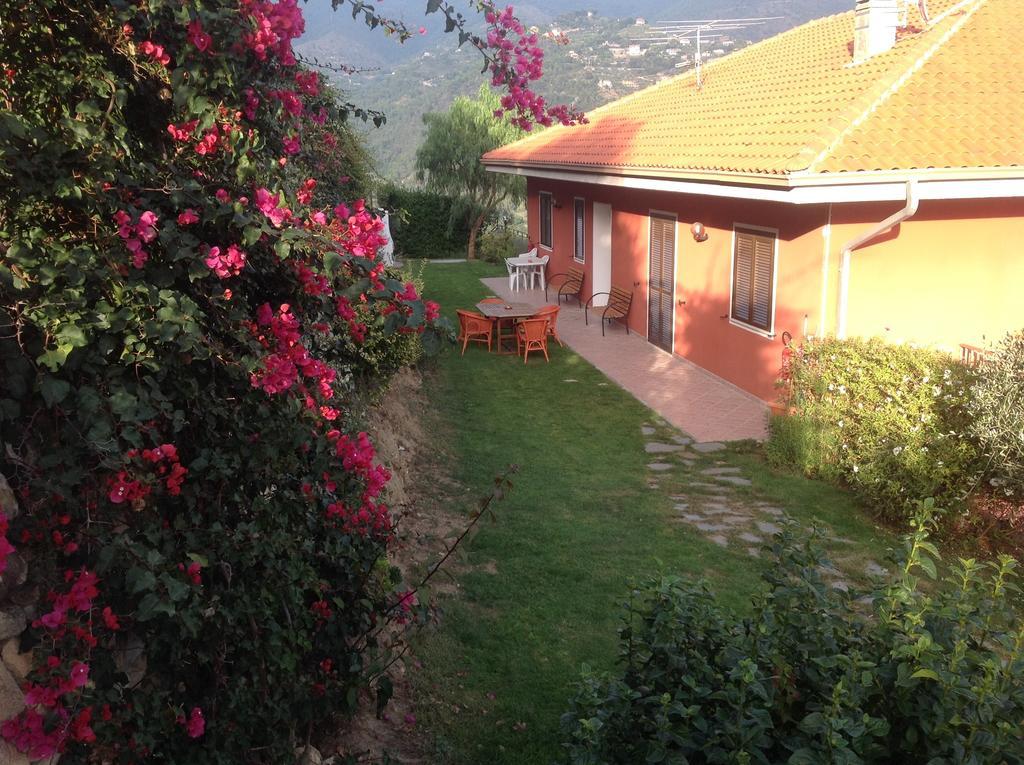 Agriturismo Da Lui Bordighera Oda fotoğraf
